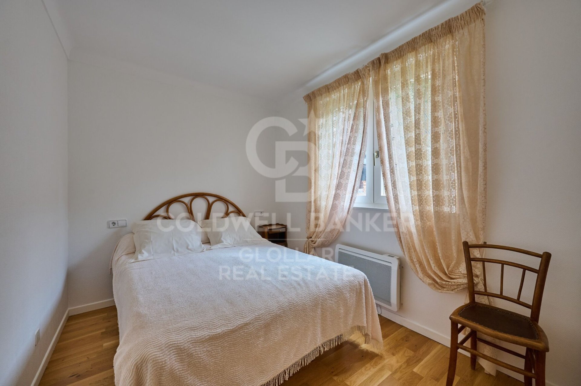 House in Spain 8 bedrooms, 240 sq.m. No. 160045