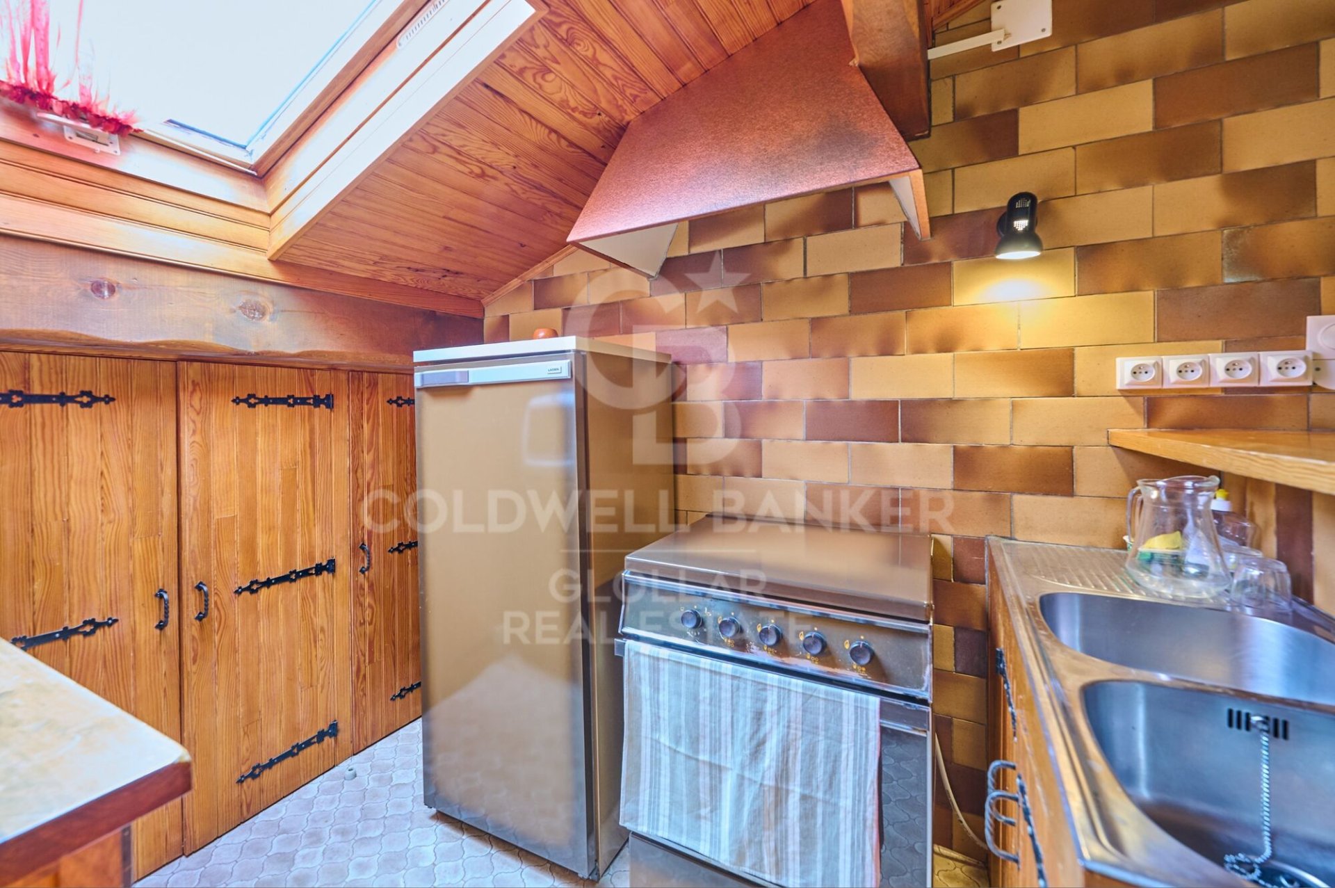 House in Spain 8 bedrooms, 240 sq.m. No. 160045