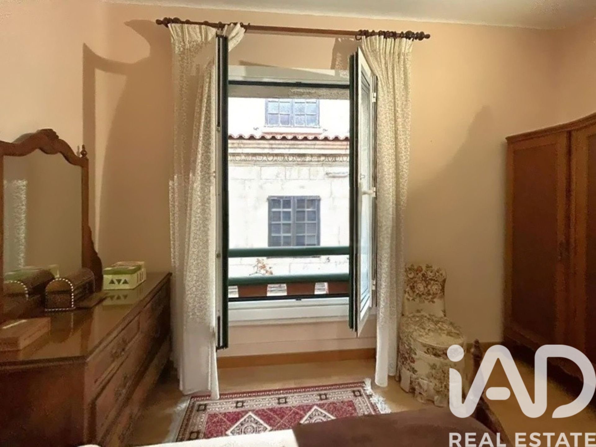 House in Pontevedra, Spain 5 bedrooms, 337 sq.m. No. 152330