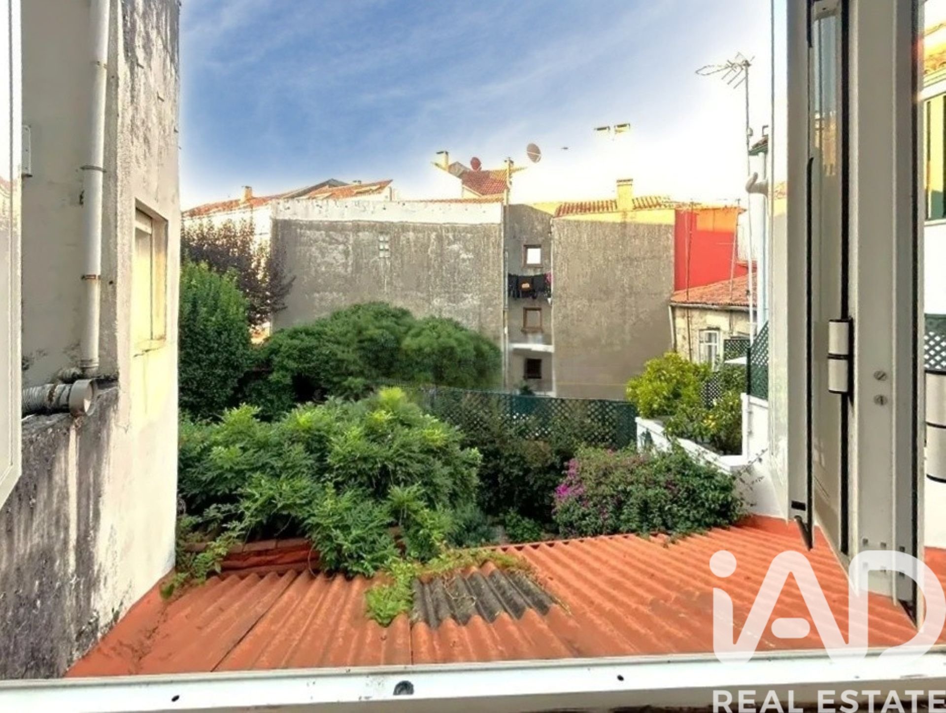House in Pontevedra, Spain 5 bedrooms, 337 sq.m. No. 152330