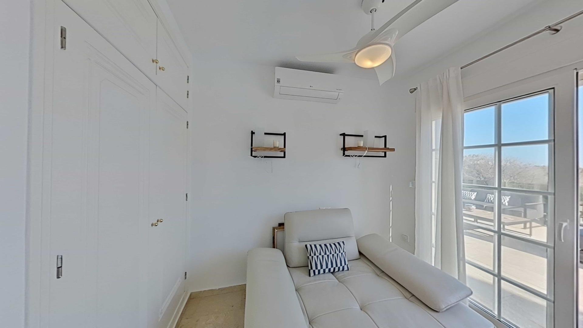 Villa à Las Ramblas, Alicante, Espagne 4 chambres, 145 m2 No. 152190