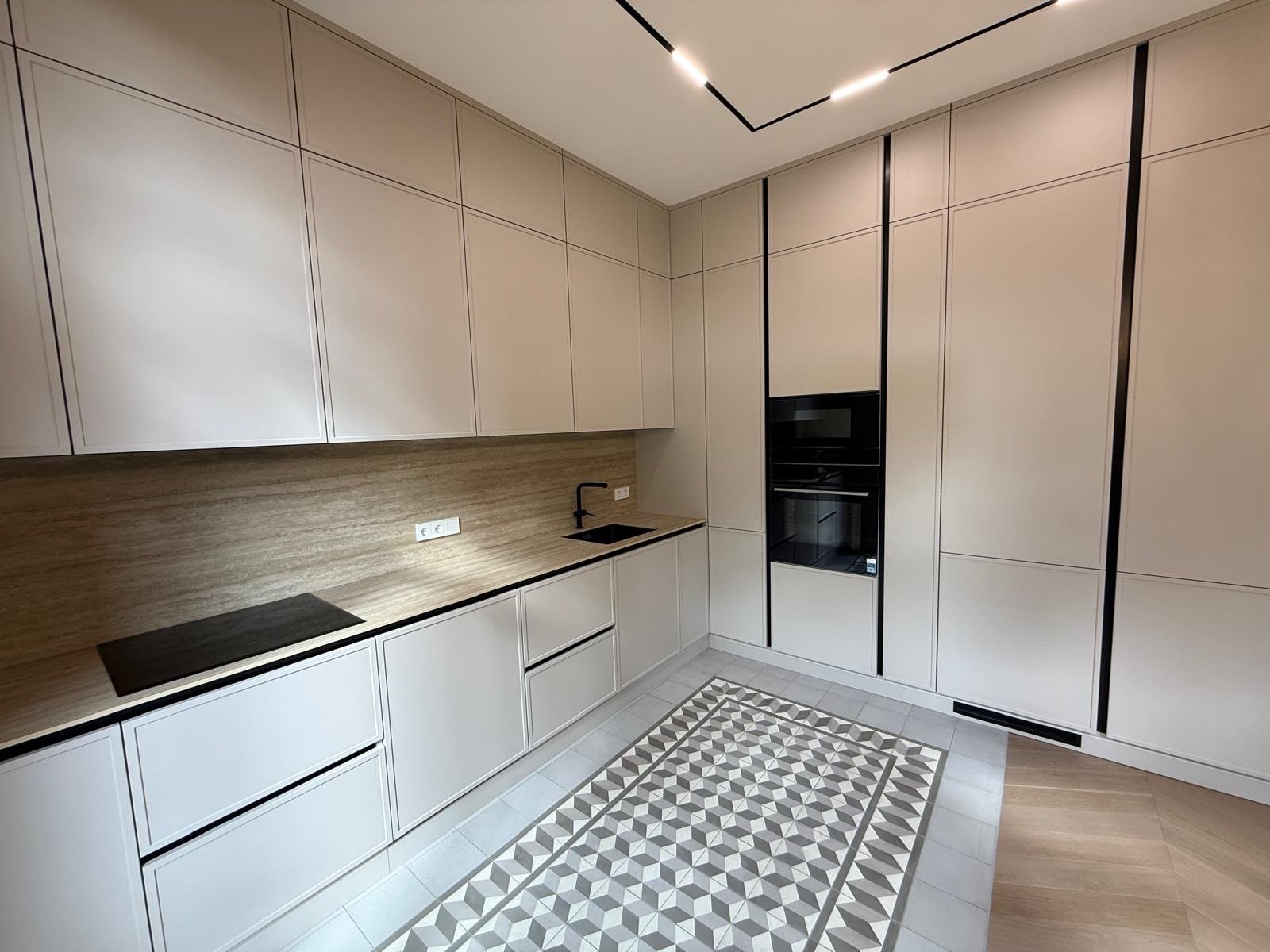 Huoneisto Eixample, Barcelona, Espanja 3 makuuhuonetta, 124 m2 No. 133398