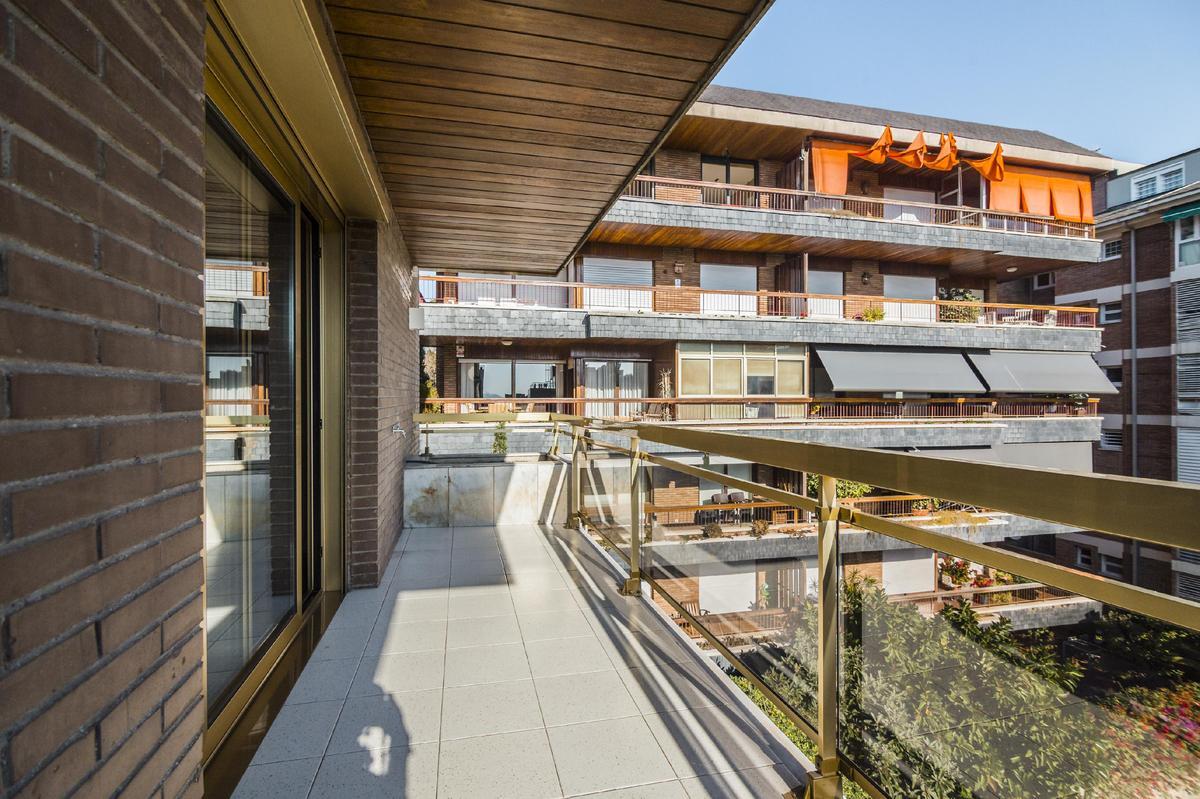 Apartamento en Barcelona, España 5 dormitorios, 273 m2 No. 133399