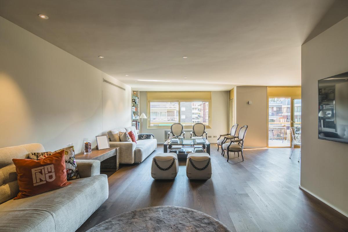 Apartamento en Barcelona, España 5 dormitorios, 273 m2 No. 133399