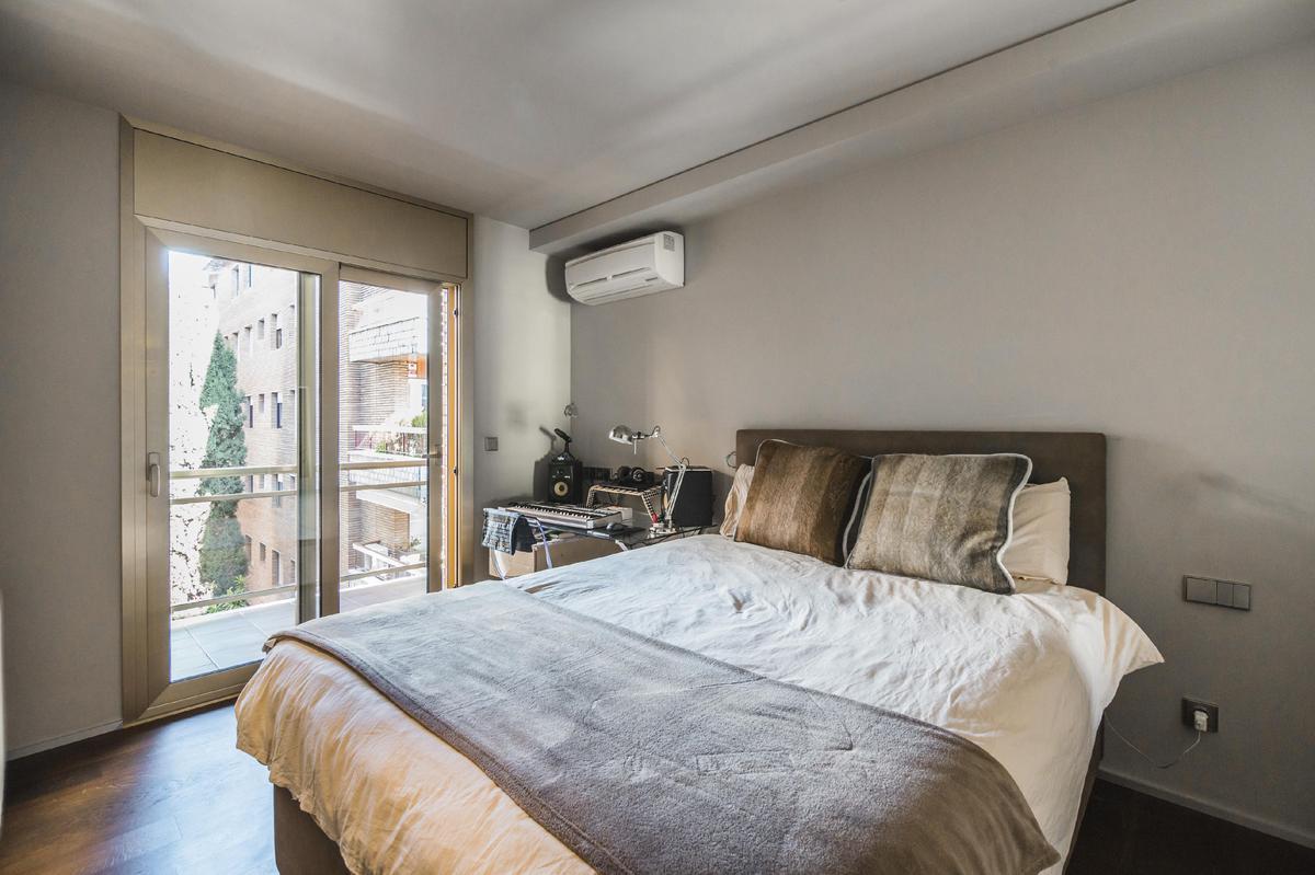 Apartamento en Barcelona, España 5 dormitorios, 273 m2 No. 133399