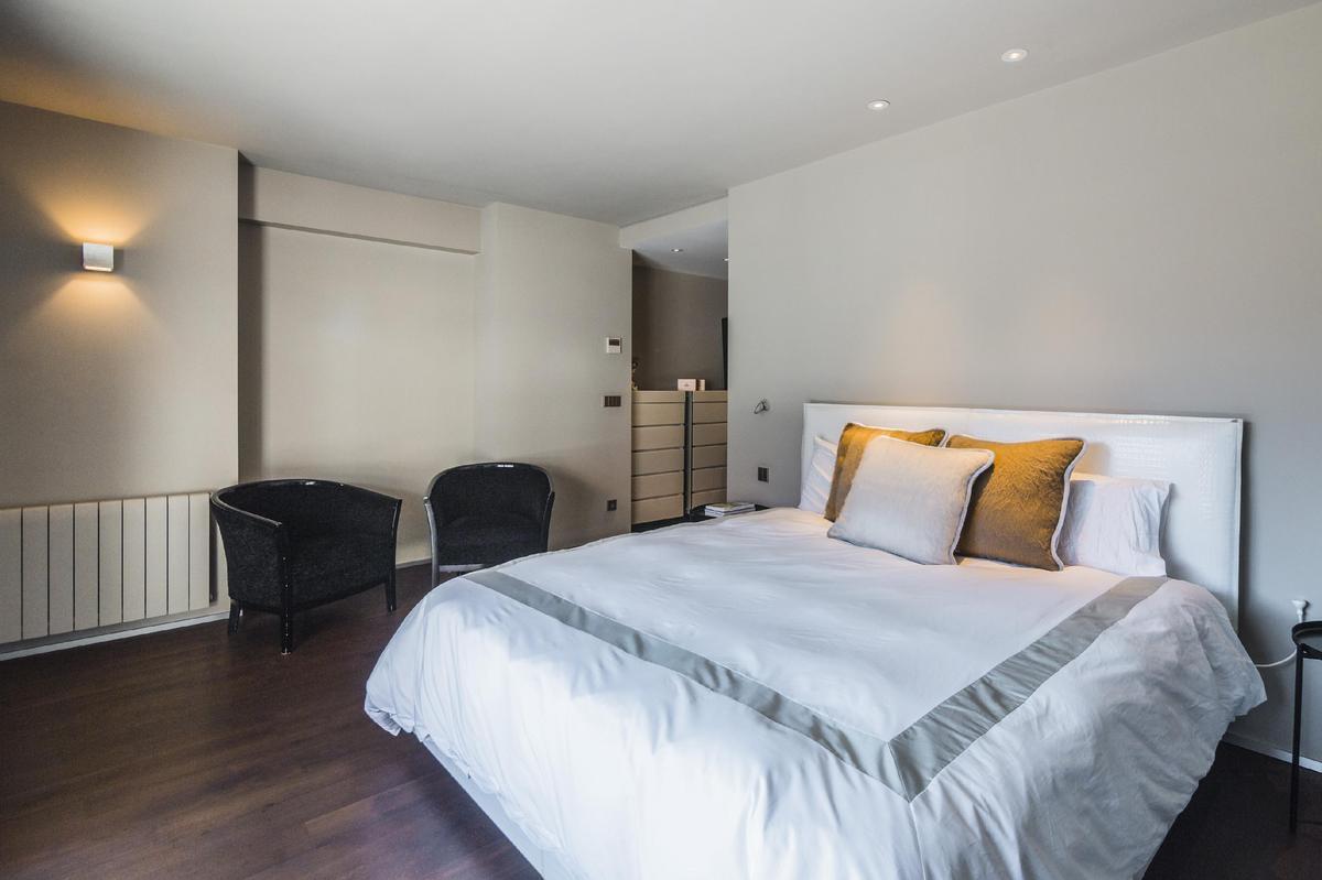 Apartamento en Barcelona, España 5 dormitorios, 273 m2 No. 133399
