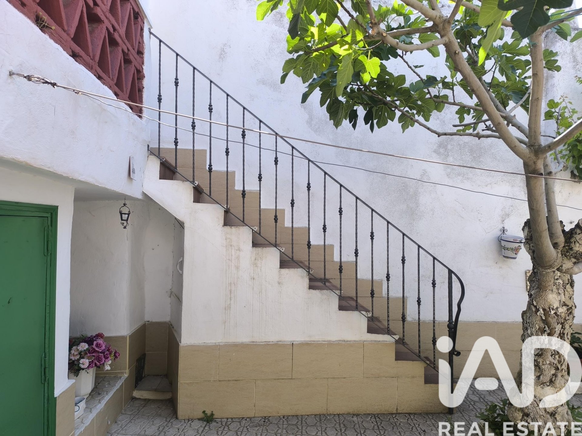 Villa i Nava del Rey, Valladolid, Spanien 6 sovrum, 354 kvm. Nr. 184846