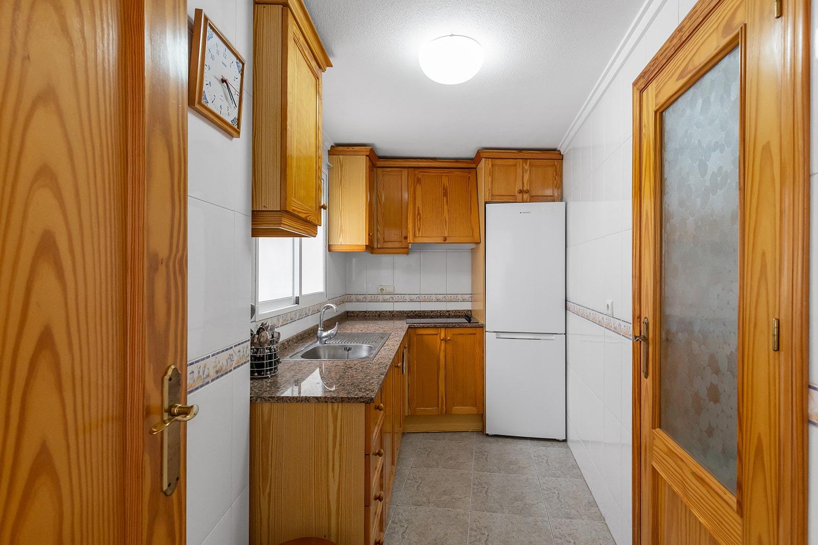 Apartment in Torrevieja, Alicante, Spain 2 bedrooms,  No. 184401