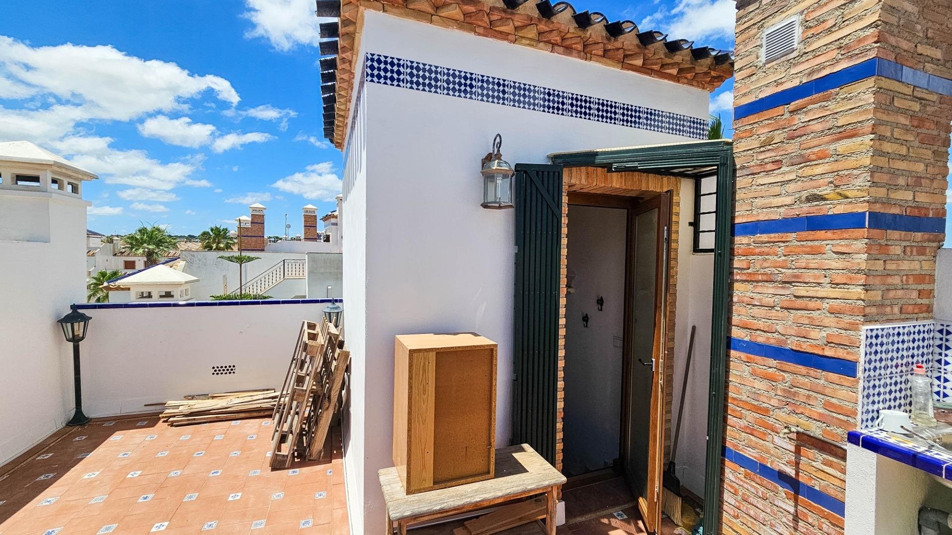 Villetta a schiera a Villamartin, Alicante, Spagna 2 camere da letto, 97 mq. N° 189969