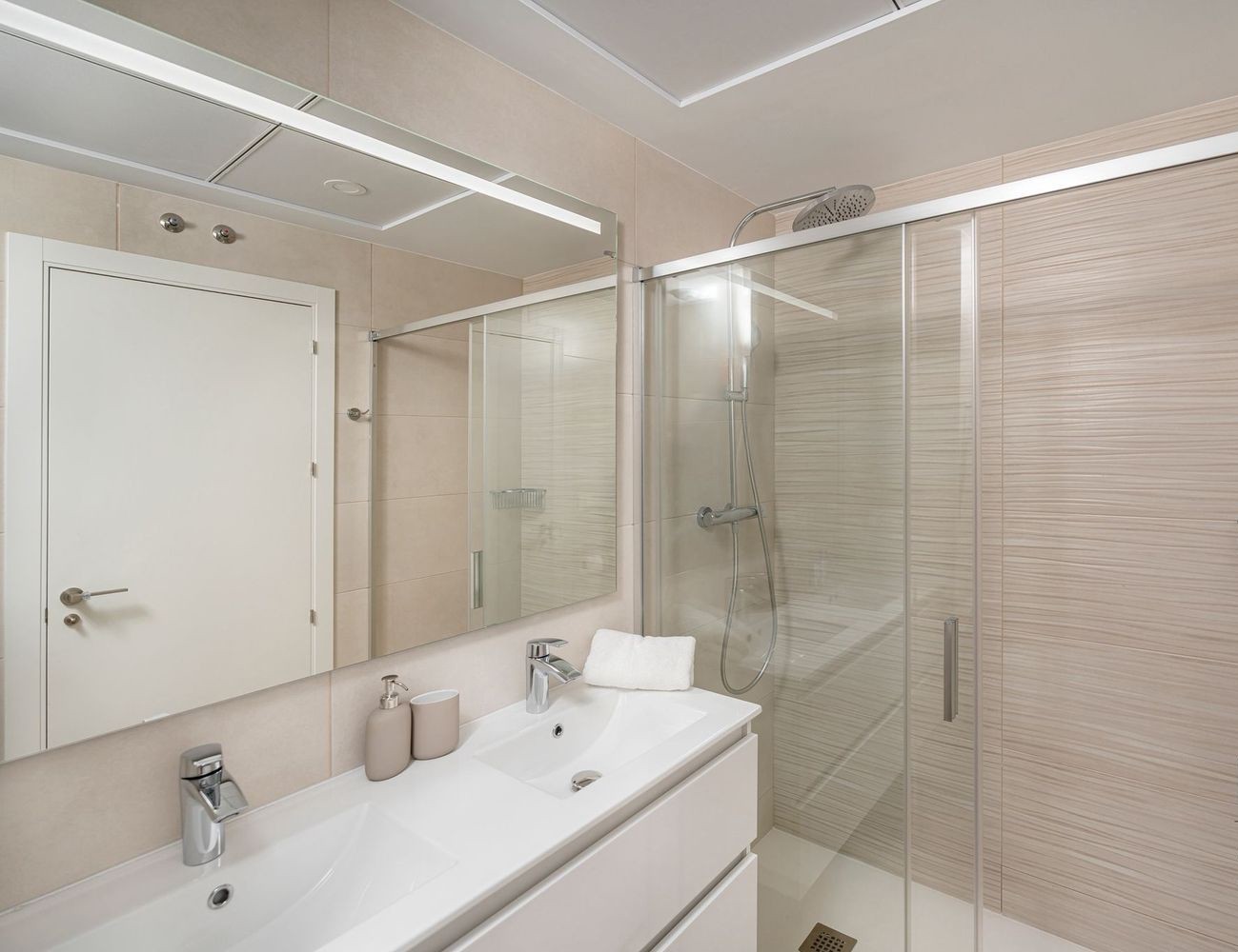 Wohnung in Benidorm, Alicante, Spanien 1 Schlafzimmer, 80 m2 Nr. 155308