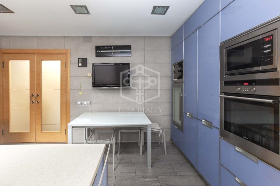 Квартира в Барселона, Испания 5 спален, 295м2 №78336