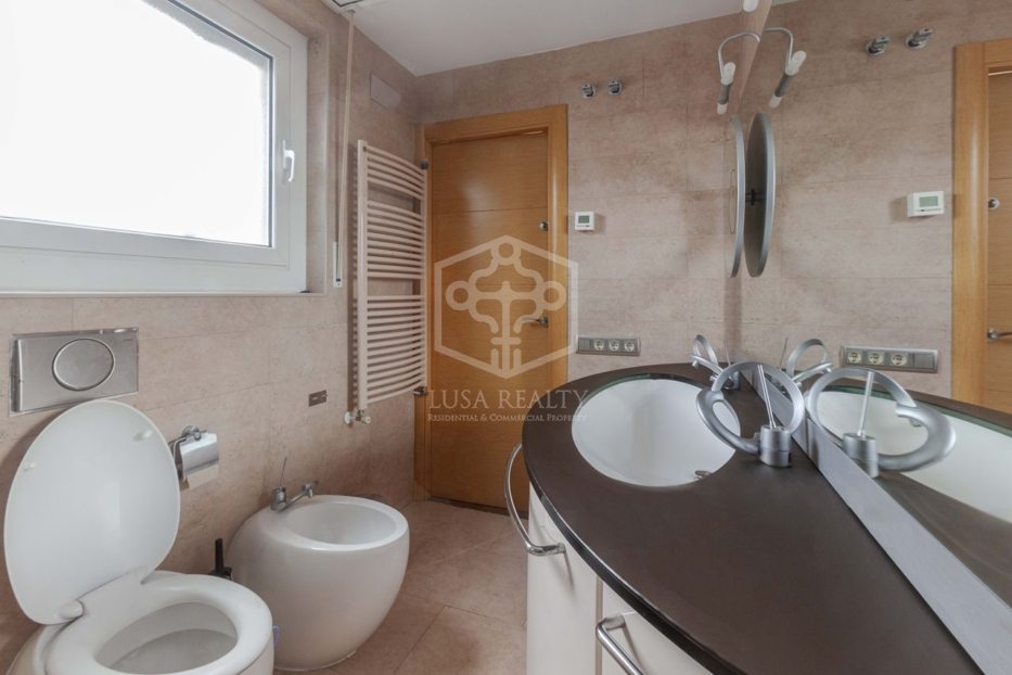 Квартира в Барселона, Испания 5 спален, 295м2 №78336
