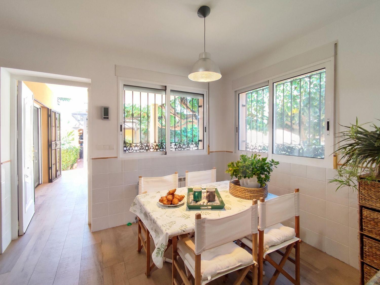 Вилла в Аликанте, Испания 4 спальни, 264м2 №186937