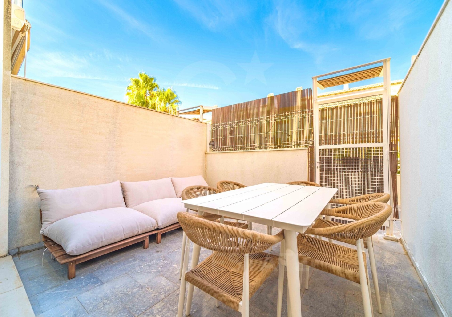 Kaupunkipientalo Javea, Alicante, Espanja 3 makuuhuonetta, 159 m2 No. 157892