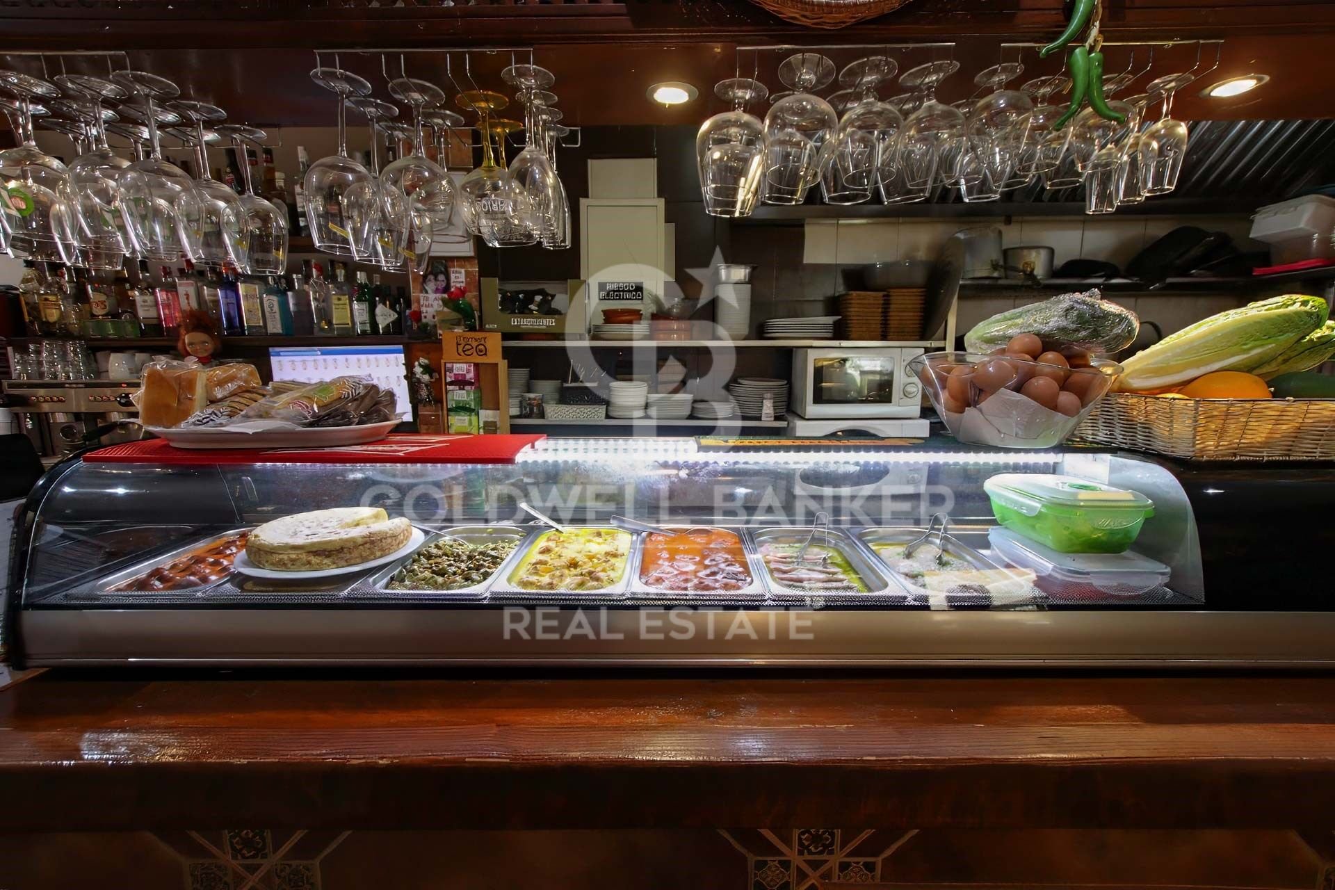 Kahvila / Ravintola Estepona, Malaga, Espanja 152 m2 No. 157886