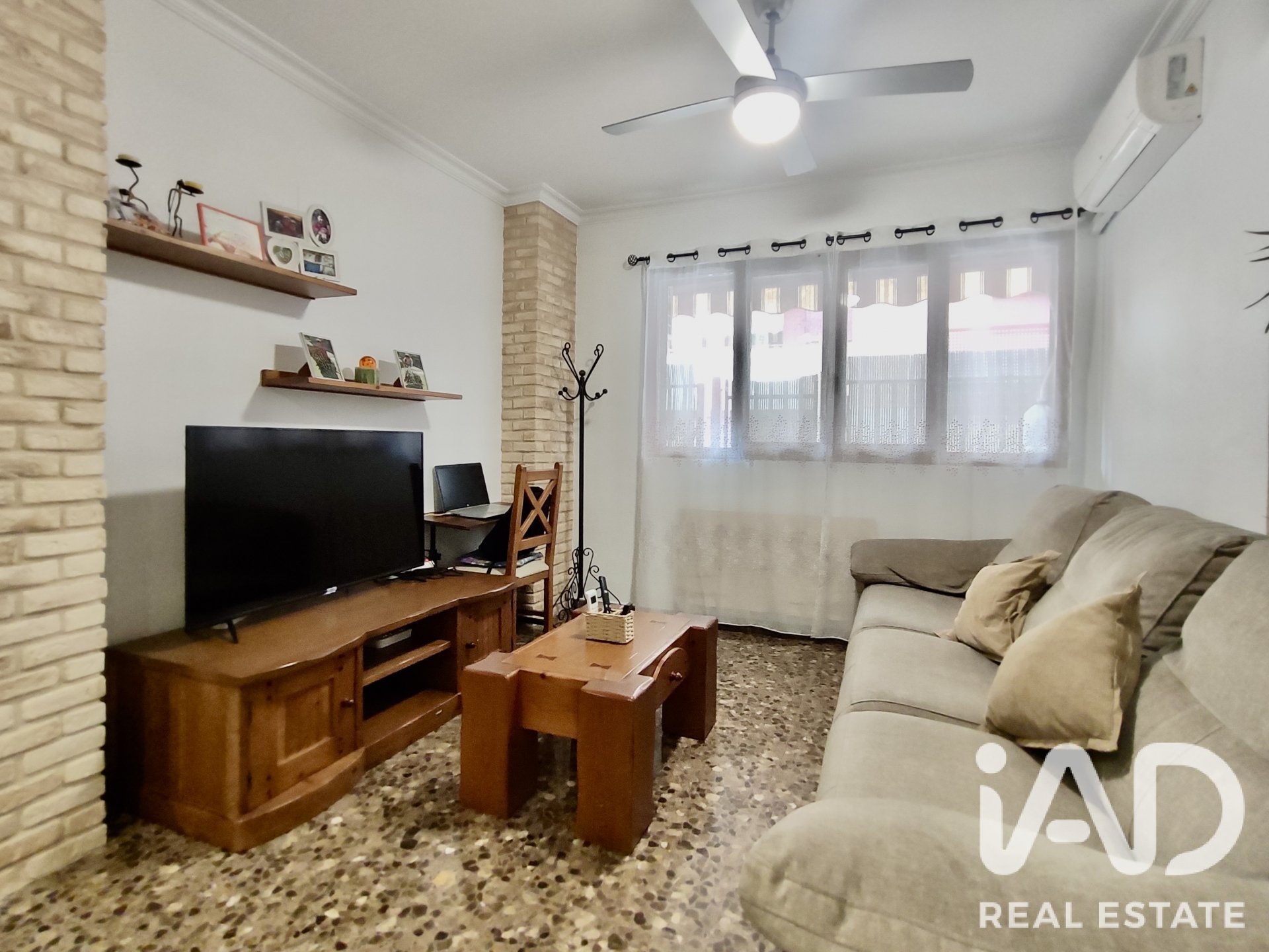 Townhouse à Sagunto, Valencia, Espagne 5 chambres, 161 m2 No. 195119