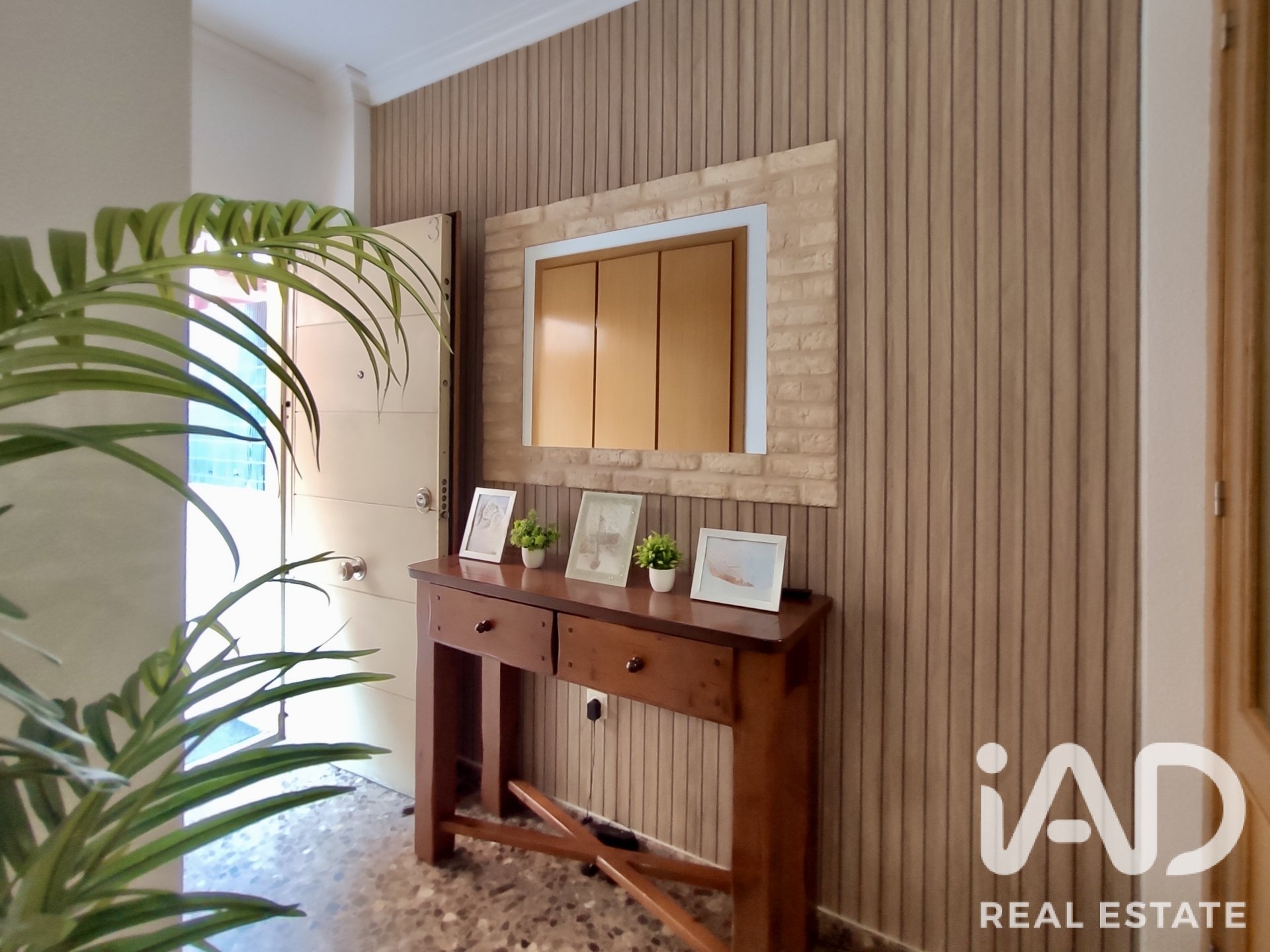 Townhouse à Sagunto, Valencia, Espagne 5 chambres, 161 m2 No. 195119