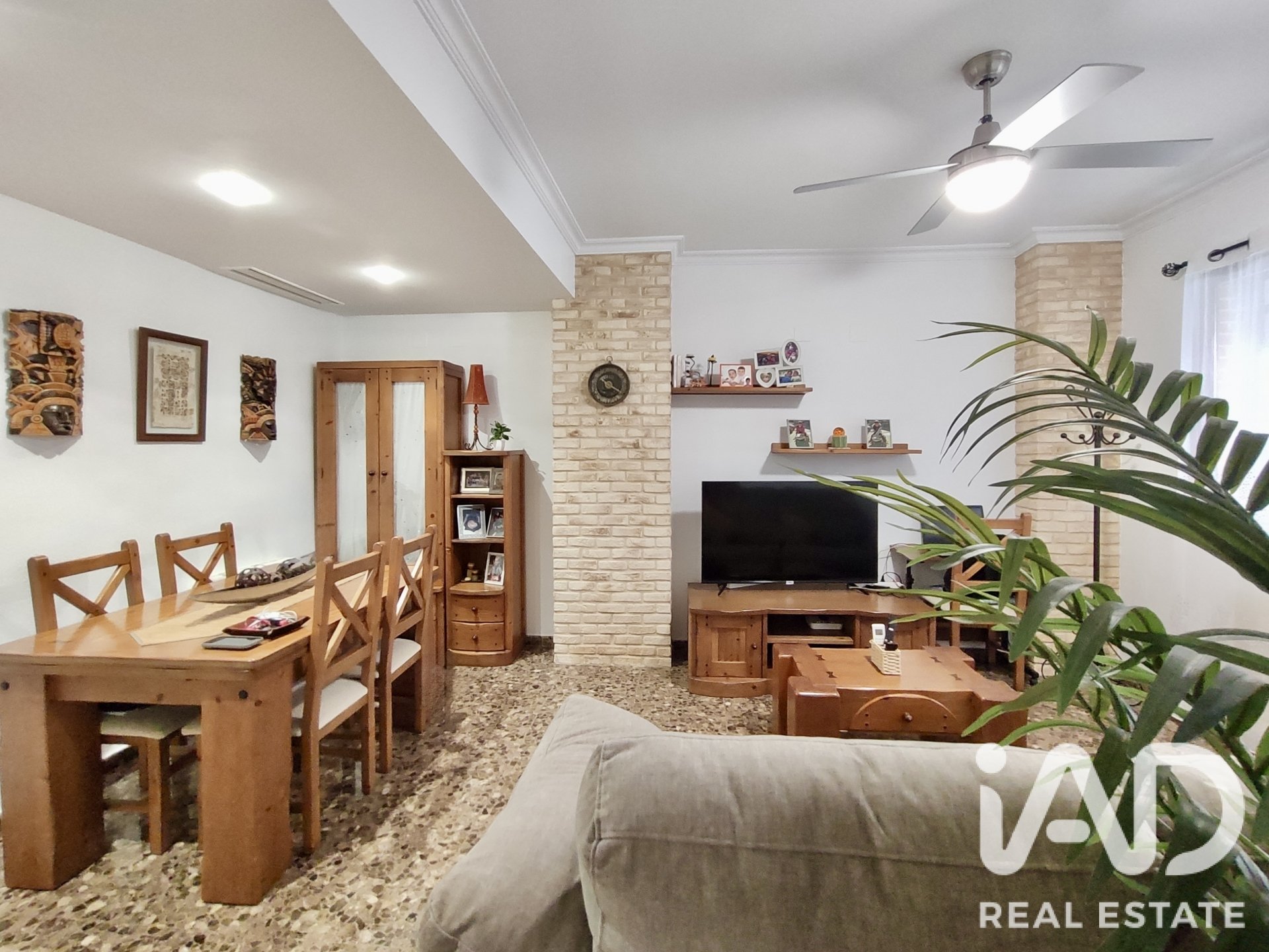 Townhouse à Sagunto, Valencia, Espagne 5 chambres, 161 m2 No. 195119