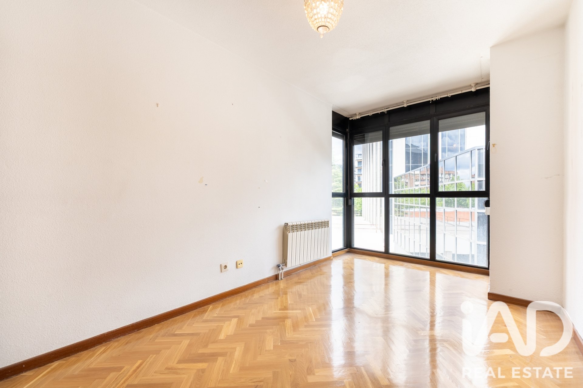 Dzīvoklis Madrid, Spānijā 3 istabas, 148 m2 Nr. 195120