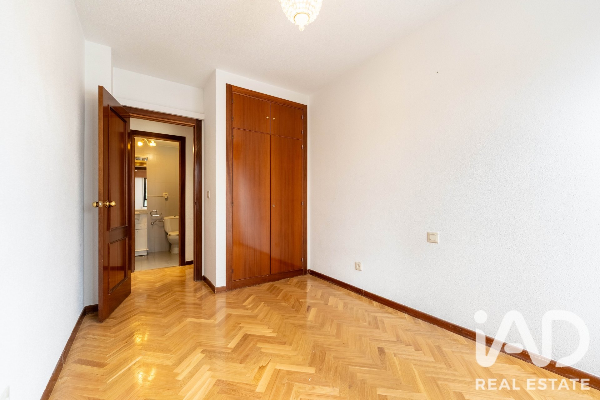 Dzīvoklis Madrid, Spānijā 3 istabas, 148 m2 Nr. 195120
