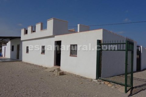 Сasa en Cuevas del Almanzora, Almería, España 2 dormitorios, 133 m2 No. 184056