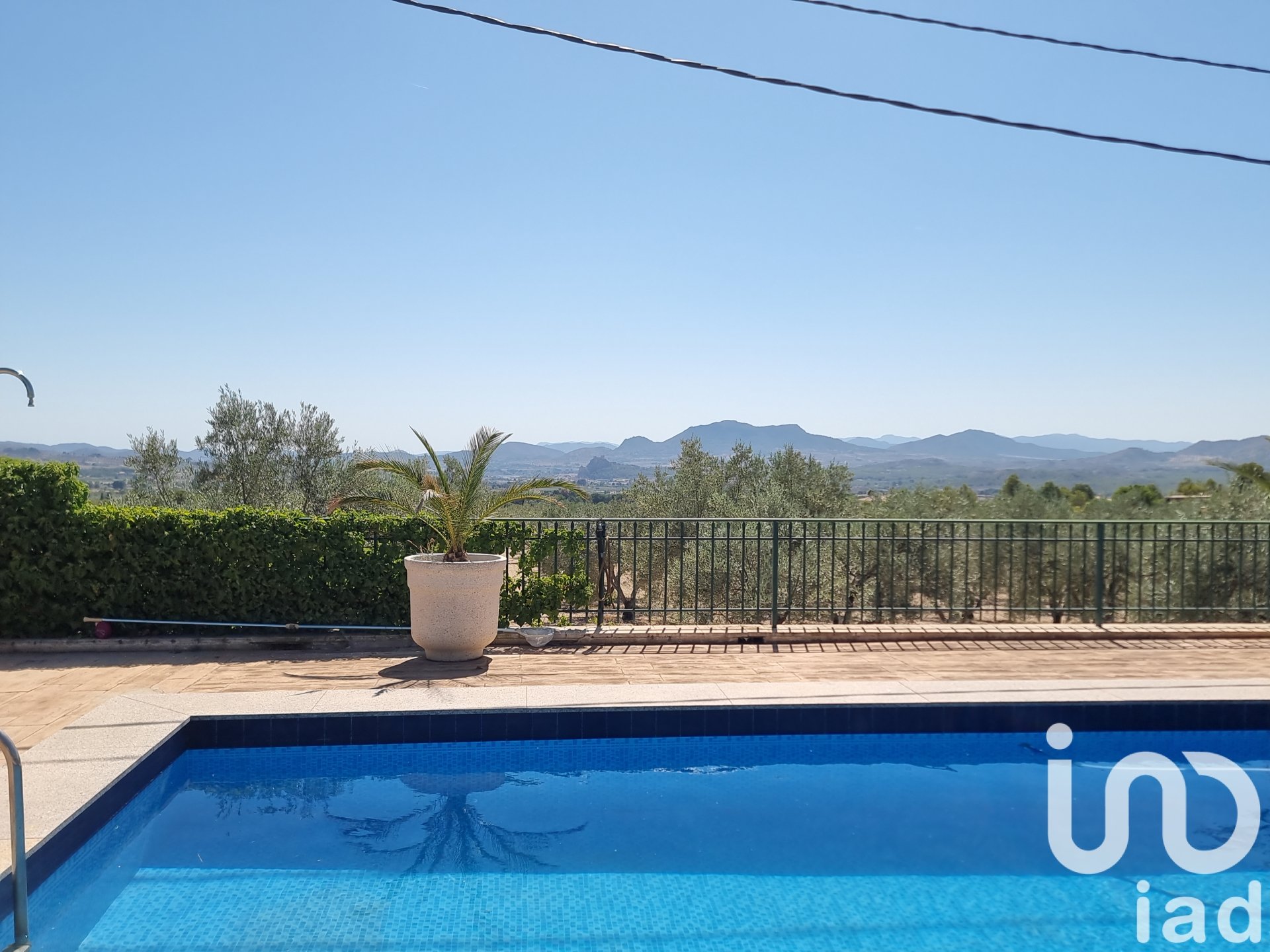 Hus i Sax, Alicante, Spanien 4 sovrum, 291 kvm. Nr. 153038