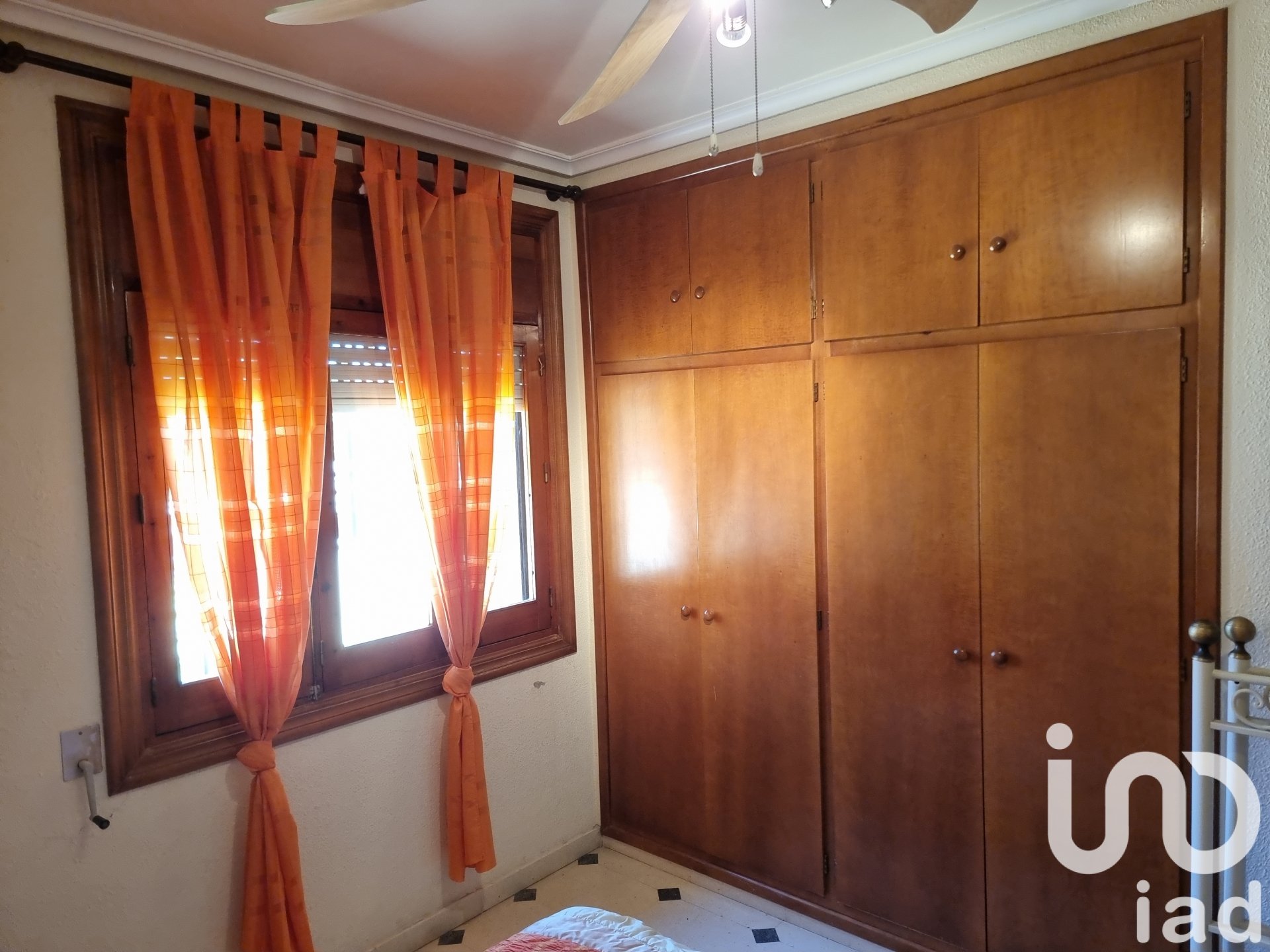 Hus i Sax, Alicante, Spanien 4 sovrum, 291 kvm. Nr. 153038