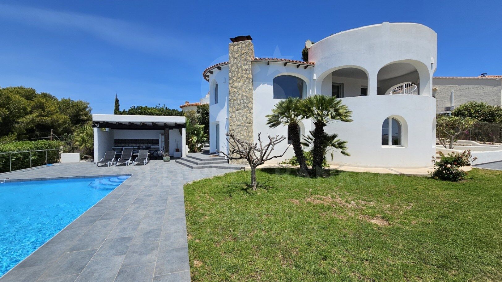 Villa in Javea, Alicante, Spain 4 bedrooms, 275 sq.m. No. 159111