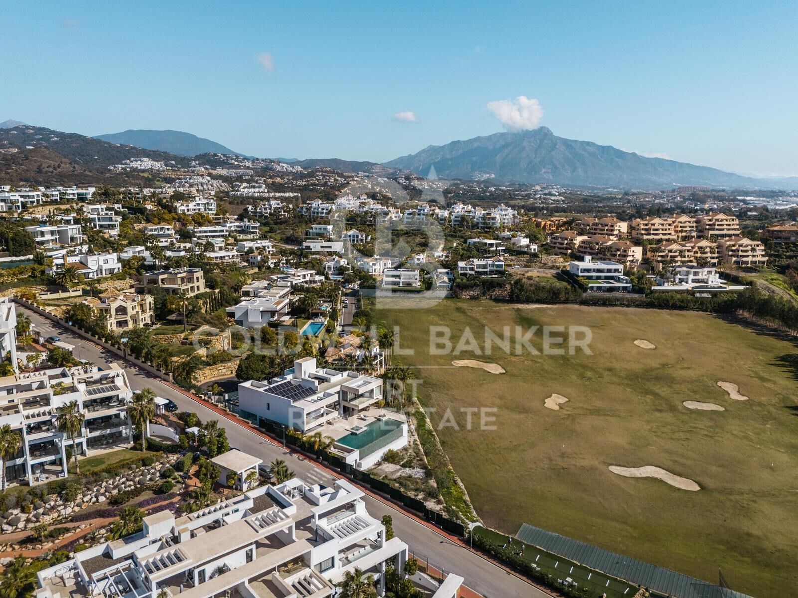 Villa à Benahavis, Malaga, Espagne 4 chambres, 1126 m2 No. 159110