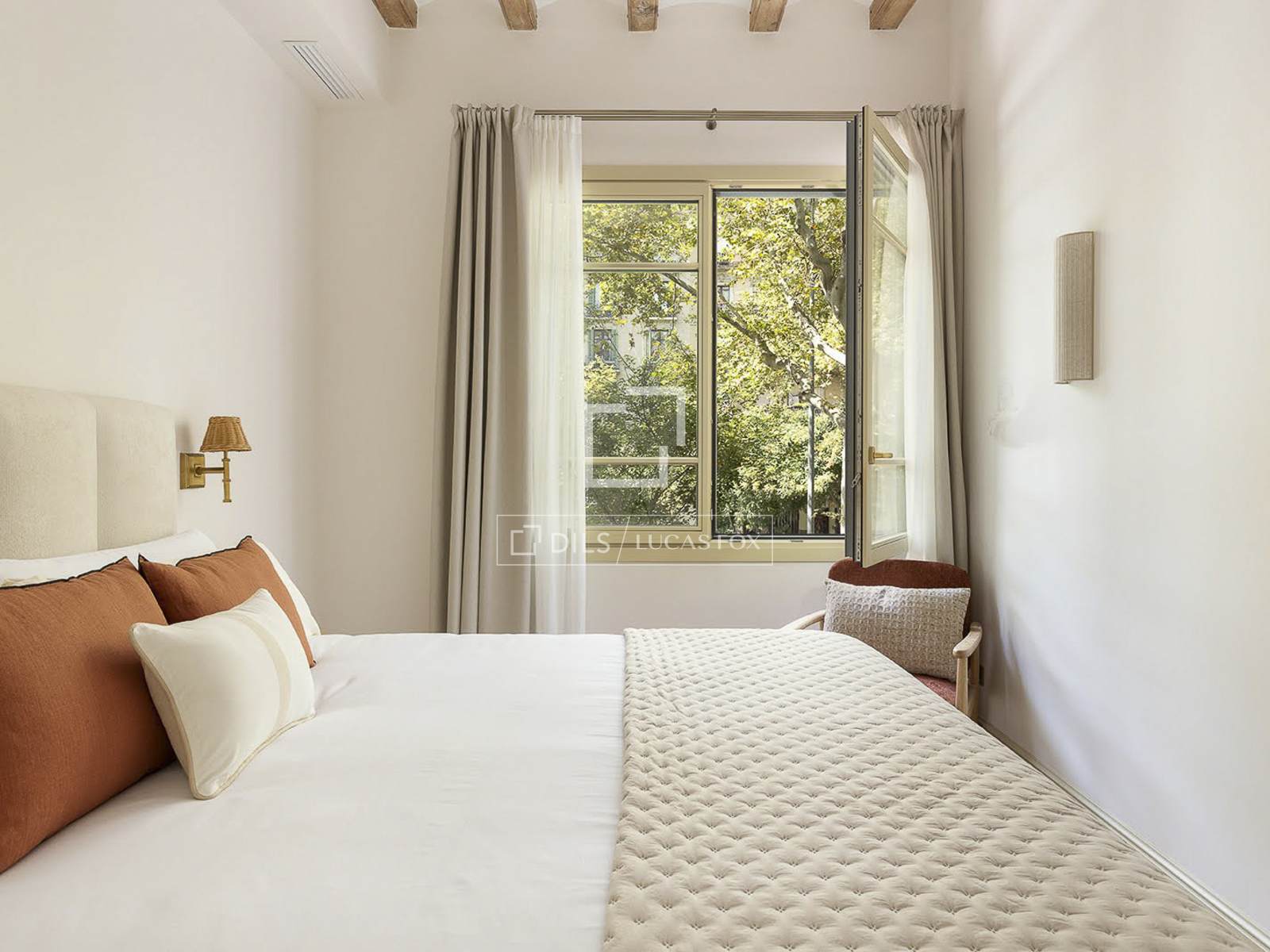 Apartment à Barcelona, Espagne 3 chambres, 200 m2 No. 150249