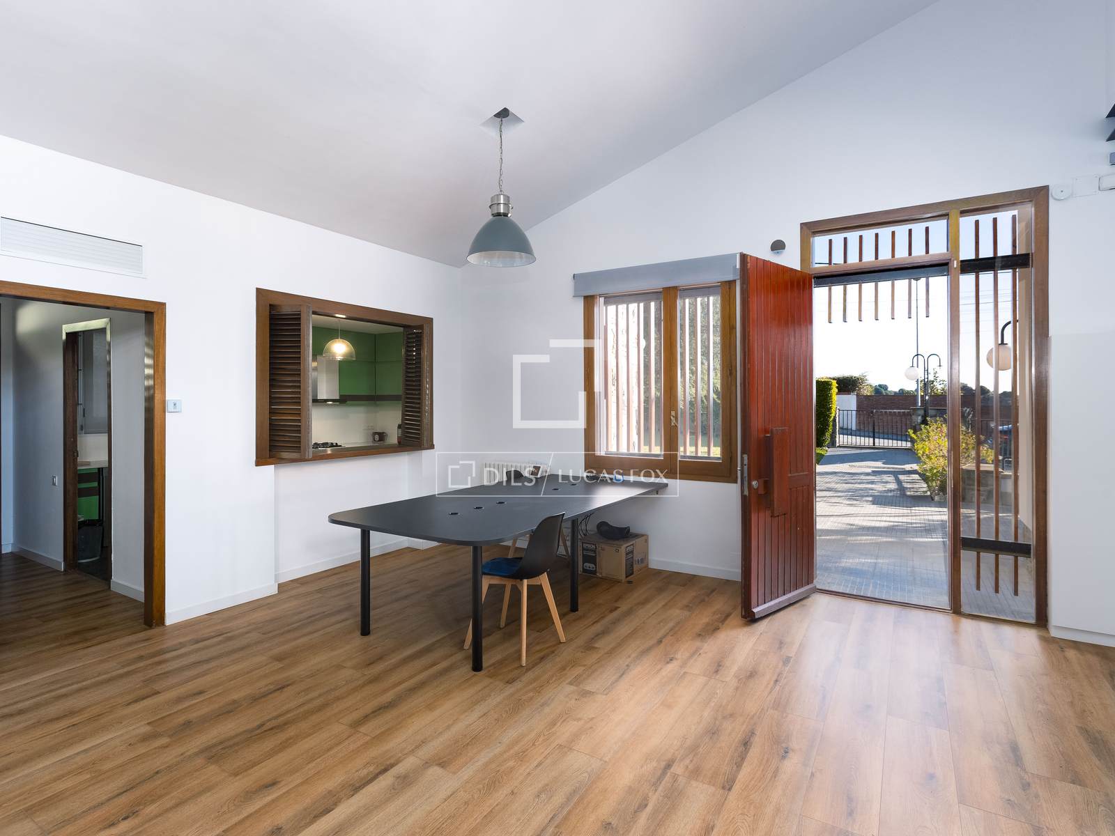 Willa w Tiana, Barcelona, Hiszpania 5 sypialni, 848 mkw. nr 150247