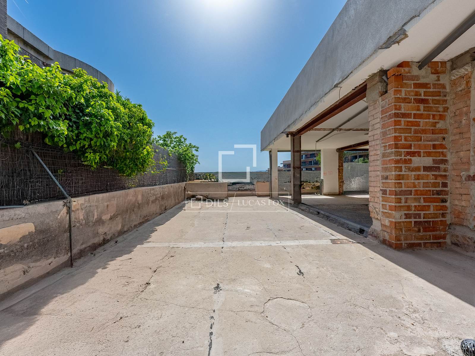 Villa in Esplugues de Llobregat, Barcelona, Spain 5 bedrooms, 552 sq.m. No. 150381