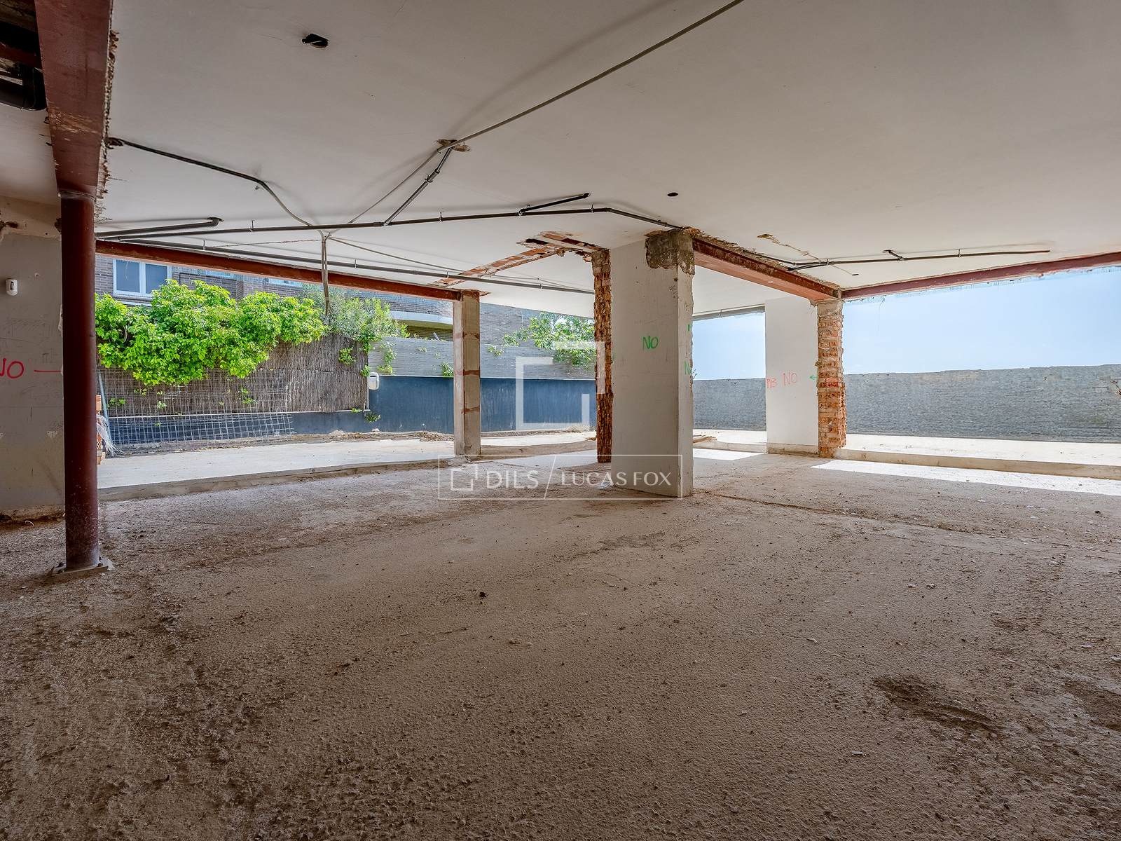 Villa in Esplugues de Llobregat, Barcelona, Spain 5 bedrooms, 552 sq.m. No. 150381