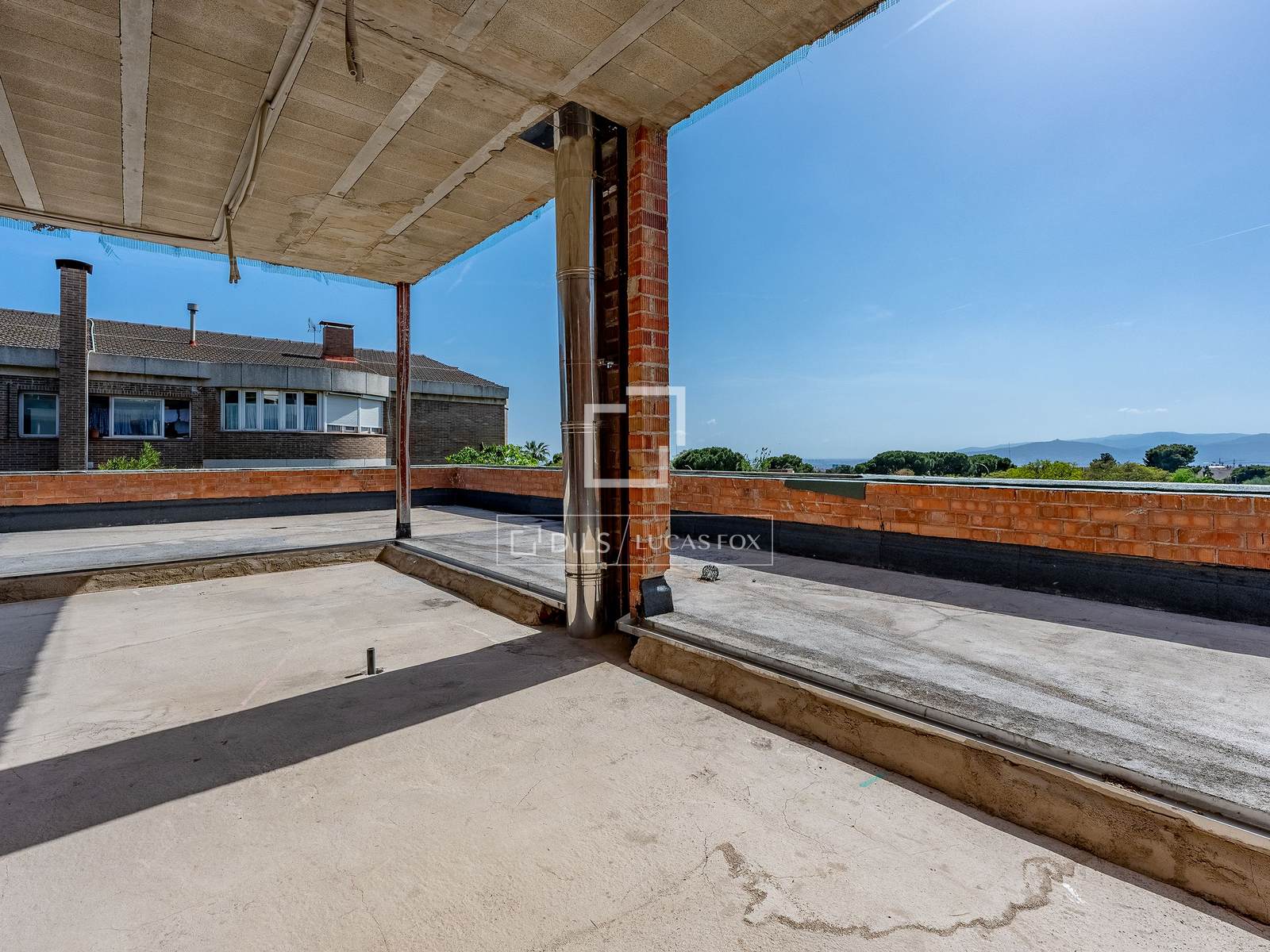 Villa in Esplugues de Llobregat, Barcelona, Spain 5 bedrooms, 552 sq.m. No. 150381
