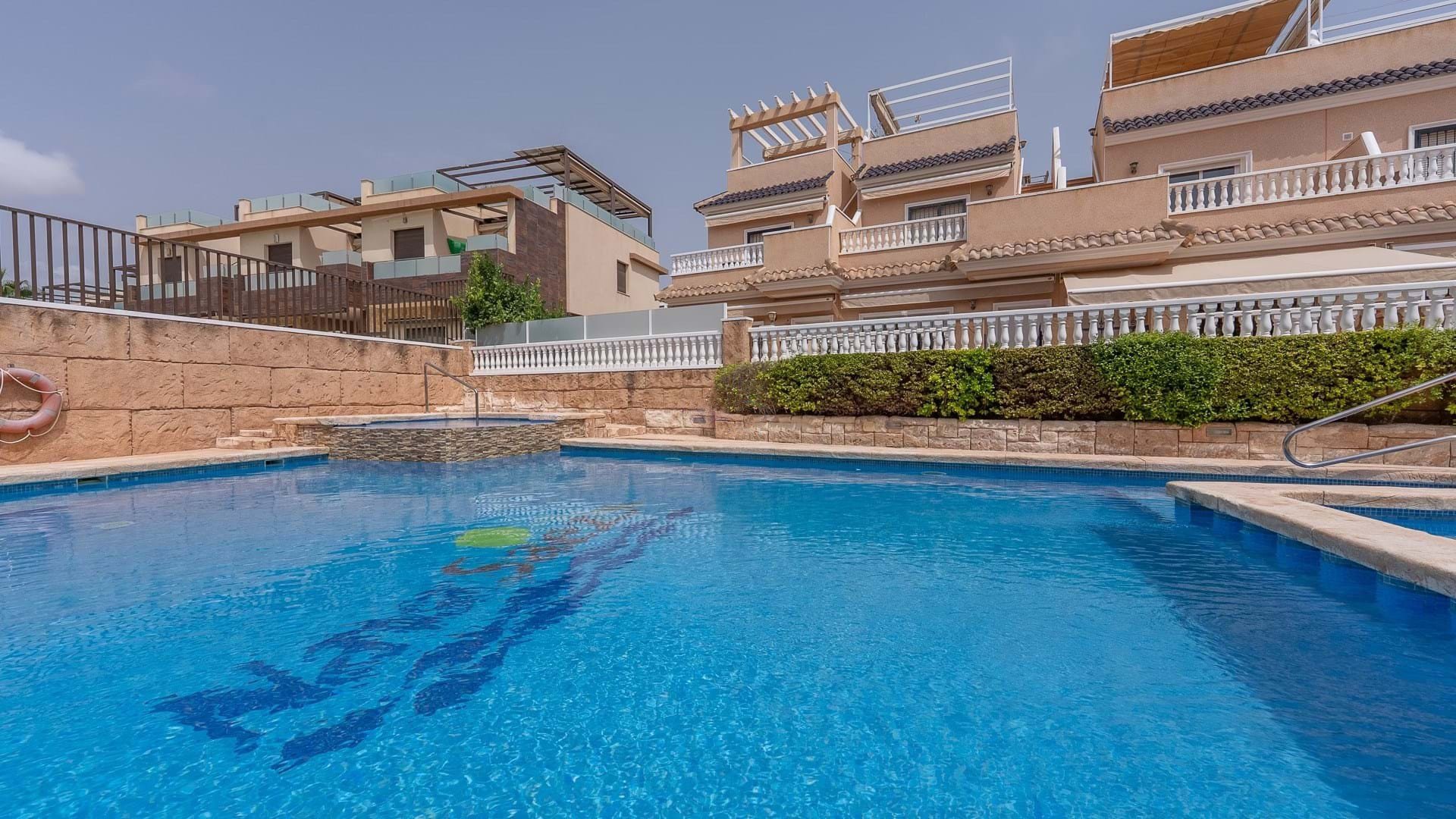 Duplex in Torre de la Horadada, Alicante, Spanien 3 Schlafzimmer, 172 m2 Nr. 154998