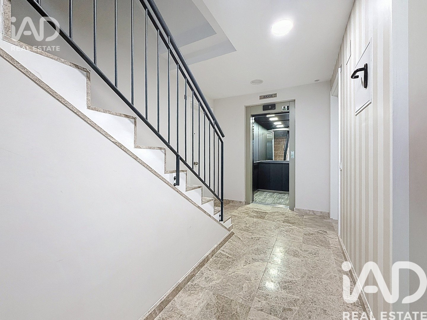 Apartment à Canet de Mar, Barcelona, Espagne 3 chambres, 98 m2 No. 194359