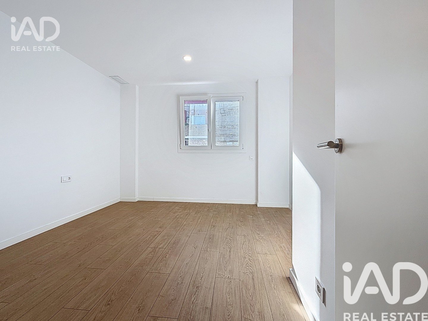 Apartment à Canet de Mar, Barcelona, Espagne 3 chambres, 98 m2 No. 194359