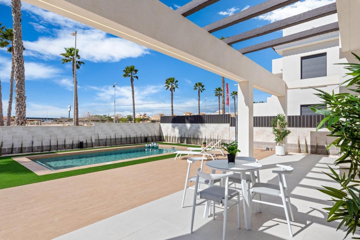 Villa in Ciudad Quesada, Alicante, Spain 3 bedrooms, 147 sq.m. No. 97049