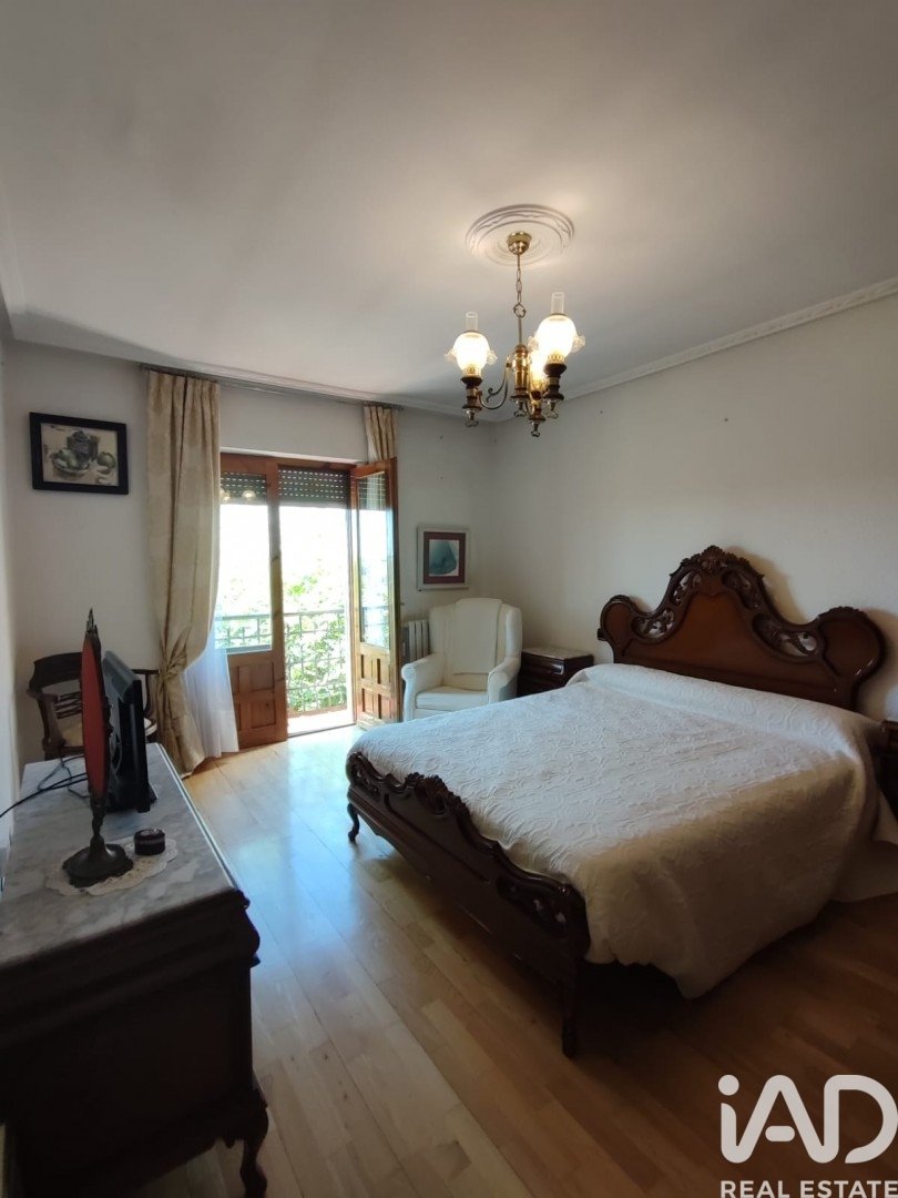 Apartamento en Astorga, León, España 2 dormitorios, 109 m2 No. 196519
