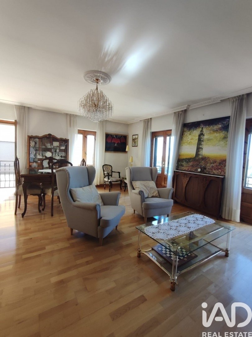 Apartamento en Astorga, León, España 2 dormitorios, 109 m2 No. 196519