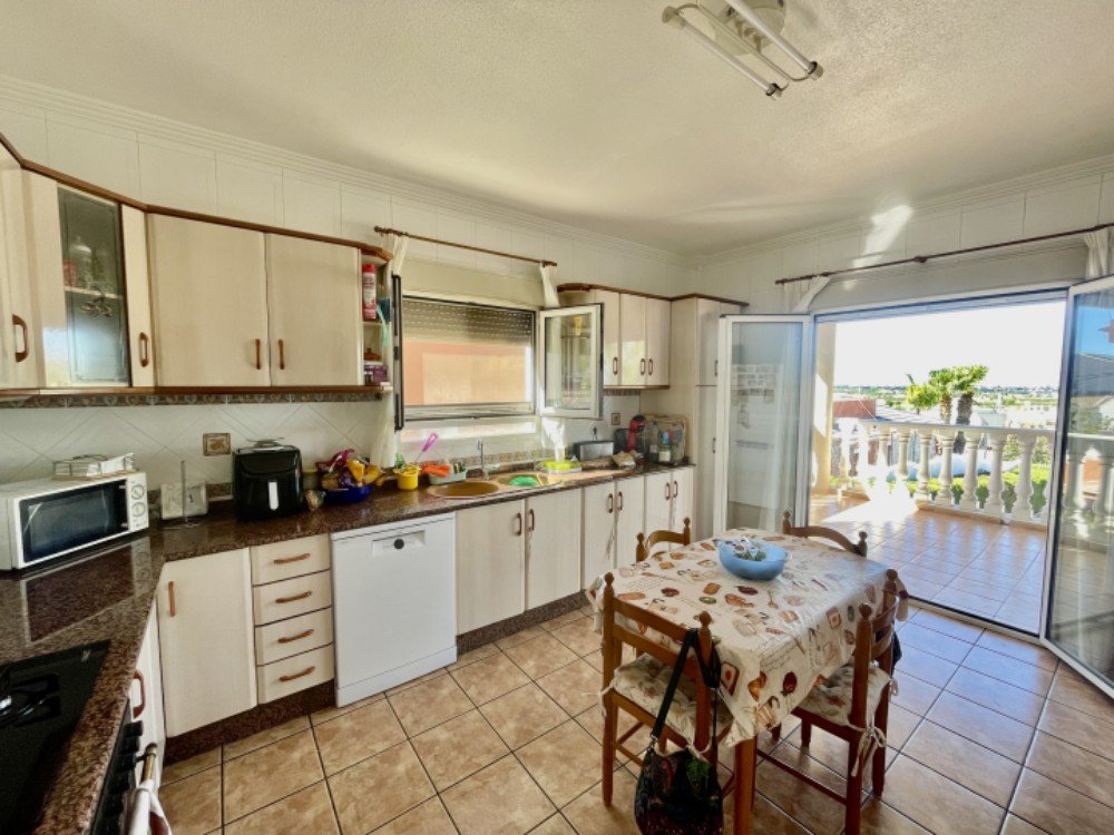 Villa à Ciudad Quesada, Alicante, Espagne 4 chambres, 300 m2 No. 188920