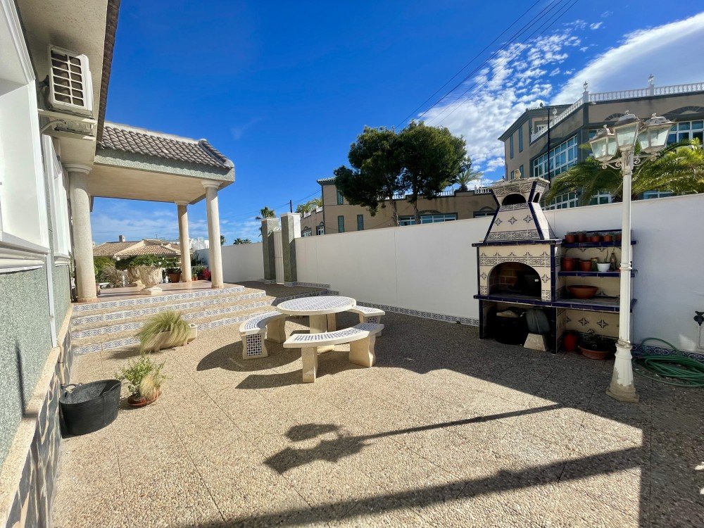 Villa à Ciudad Quesada, Alicante, Espagne 4 chambres, 300 m2 No. 188920