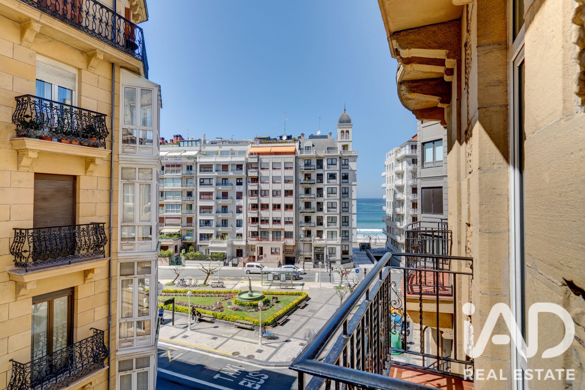 Apartamento en Donostia-San Sebastian, Guipúzcoa, España 6 dormitorios, 218 m2 No. 192127