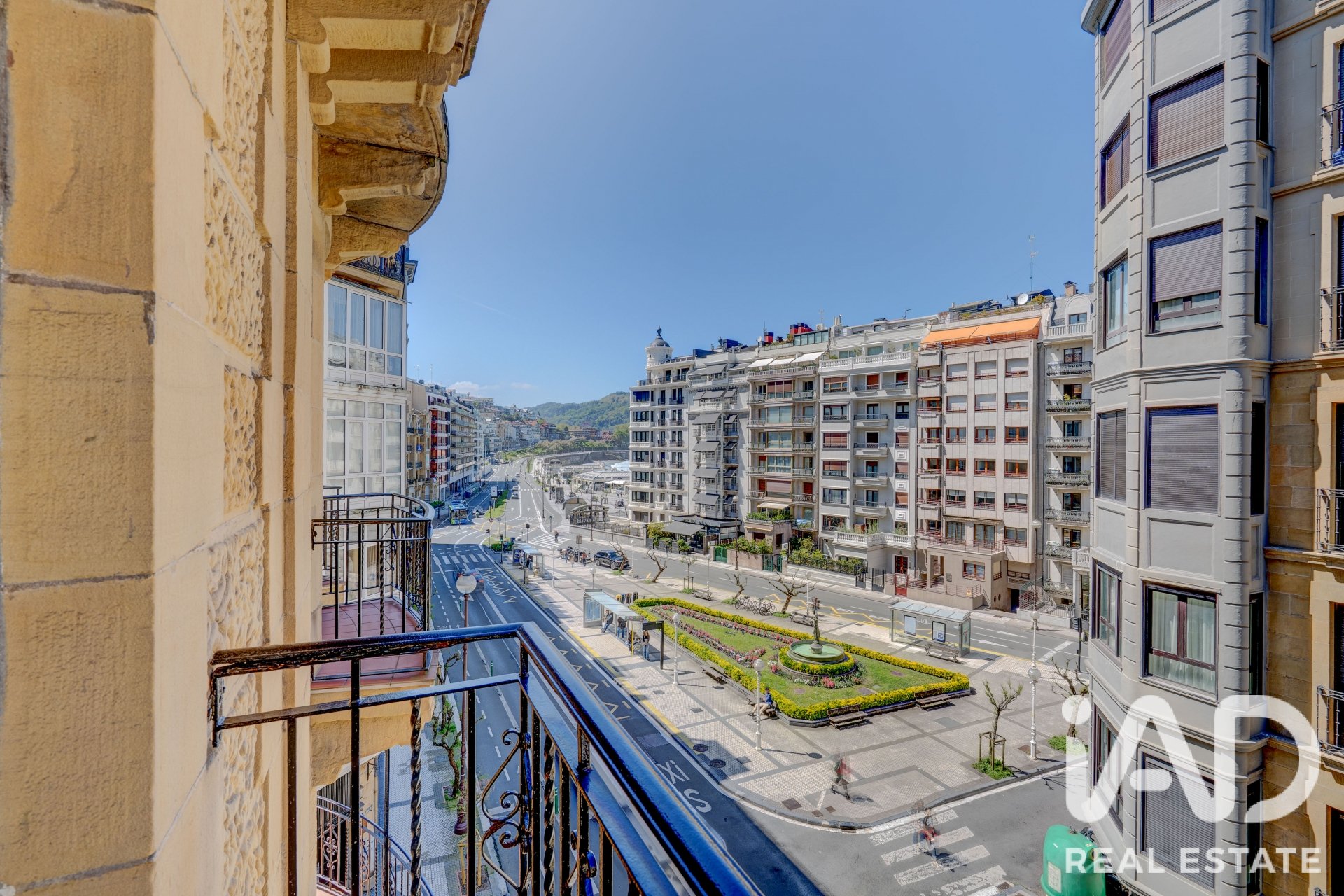 Apartamento en Donostia-San Sebastian, Guipúzcoa, España 6 dormitorios, 218 m2 No. 192127