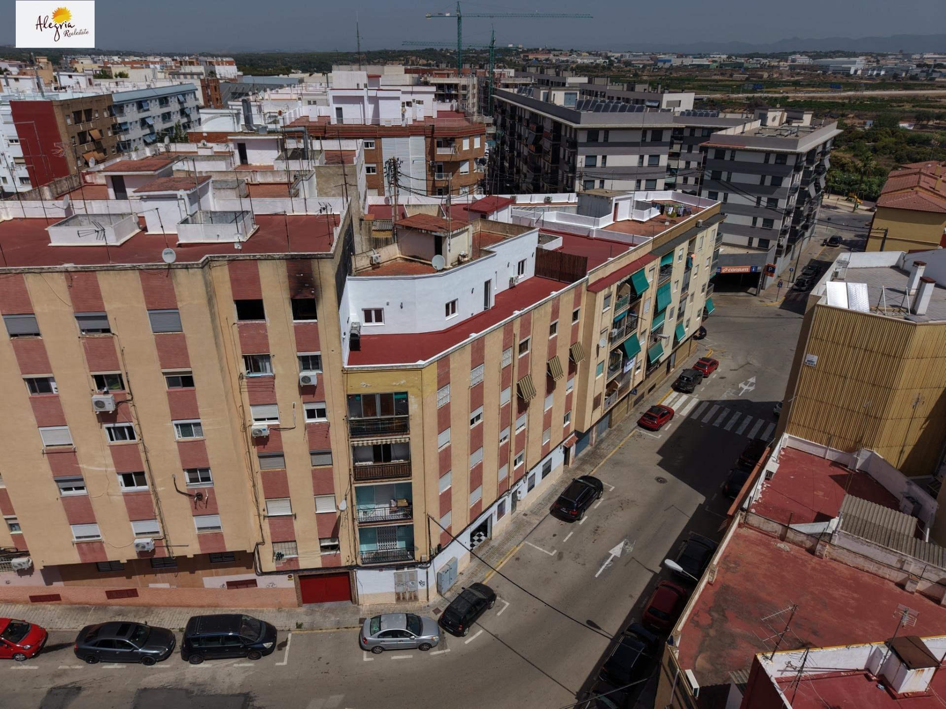 Penthauss Manises, Valencia, Spānijā 1 istaba, 65 m2 Nr. 178166