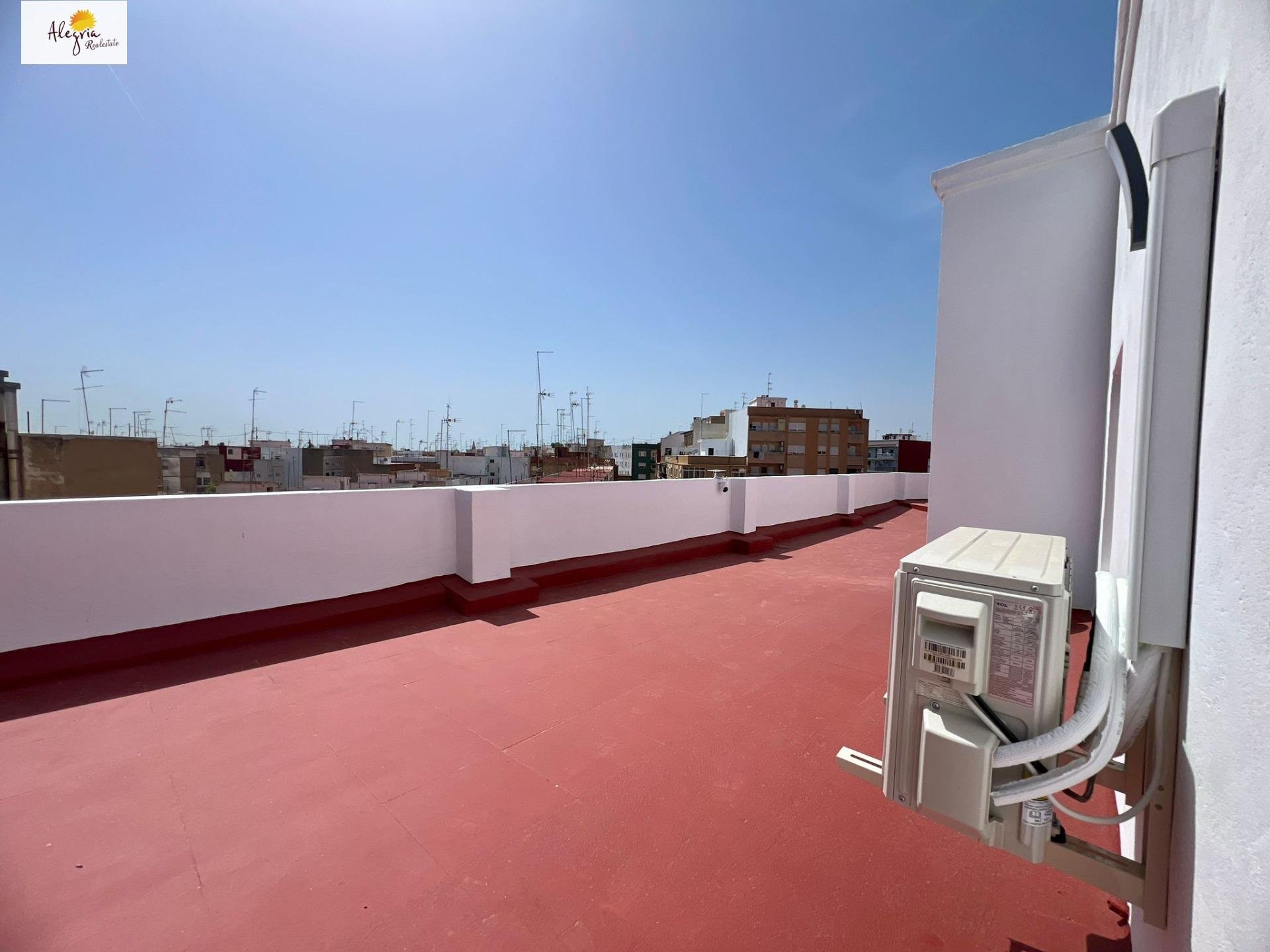 Penthauss Manises, Valencia, Spānijā 1 istaba, 65 m2 Nr. 178166
