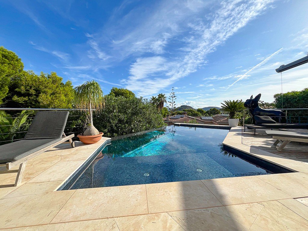 Villa in Santa Ponsa, Mallorca, Spain 5 bedrooms, 352 sq.m. No. 179671