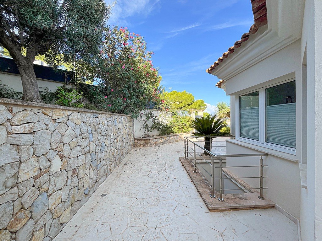 Villa in Santa Ponsa, Mallorca, Spain 5 bedrooms, 352 sq.m. No. 179671