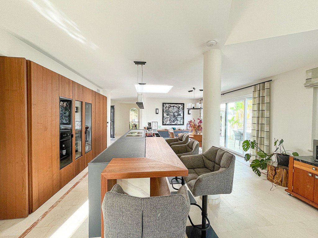 Villa in Santa Ponsa, Mallorca, Spain 5 bedrooms, 352 sq.m. No. 179671