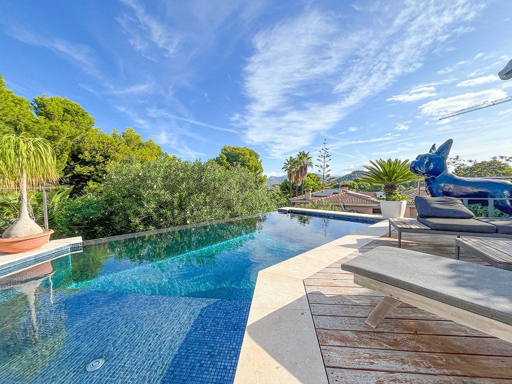 Villa in Santa Ponsa, Mallorca, Spain 5 bedrooms, 352 sq.m. No. 179671